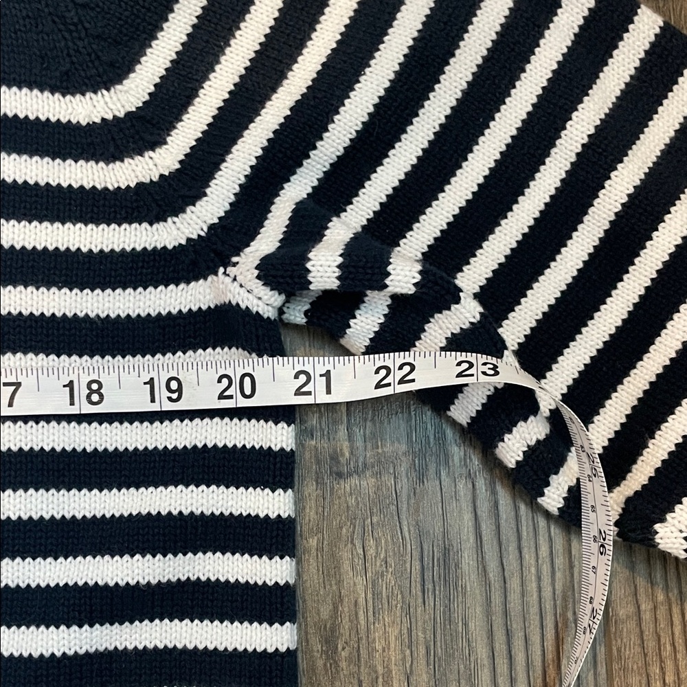 Norton Studio Petite Nautical Striped V-Neck Sweater Size Large - Picture 7 of 7
